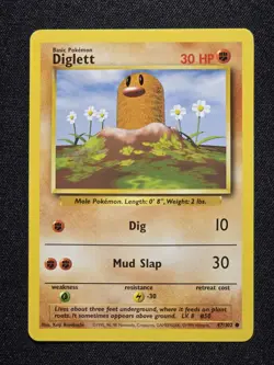 Diglett #47/102 - Common 1999 • English • Base Set Pokemon Card Vintage - Image 1