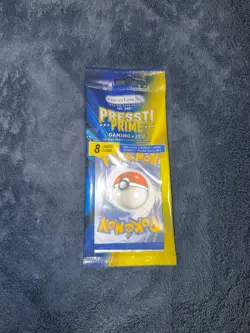 Pokemon Card Mystery Pack (8 Cards) - Image 1