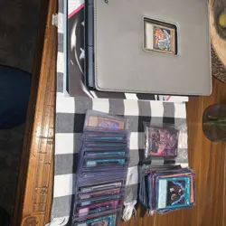 Yugioh 600+Mixed Card Lot- 400+ Holos & Rares- Modern Only Read - Image 1