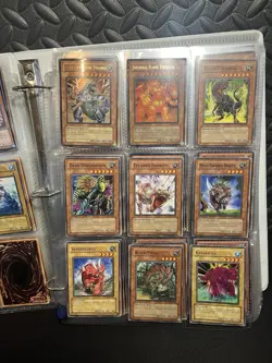 | Yugioh Binder Collection Lot Foils, Rares, Commons Modern-Vintage NM-HP 🔥 | - Image 5