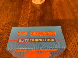 POKEMON SWORD & SHIELD ELITE TRAINER BOX ETB Zamazenta SEALED! - Image 5