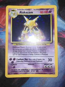 Pokemon TCG Alakazam Base Set Holo Card 1/102 Unlimited Rare - Image 2
