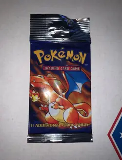 Heavy Charizard Pokemon WOTC Base Set Unlimited Booster Pack 1999 - Image 2