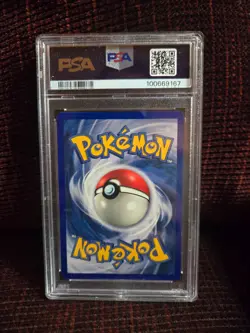 Pokemon Base Set 1st Edition Shadowless Pidgey PSA 8 - Image 2