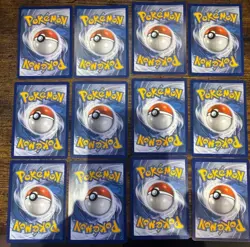 Pokemon Evolving Skies - 30 Card Lot - NM - Image 2