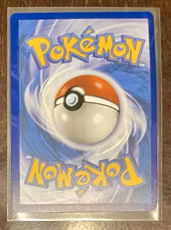 Pokemon Umbreon V SWSH203 Single Strike Promo Full Art Holo Sword & Shield Card - Image 2