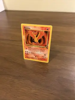 Moltres Vintage Pokemon TCG Card 27/62 Fossil Non-Holo Rare - Image 3