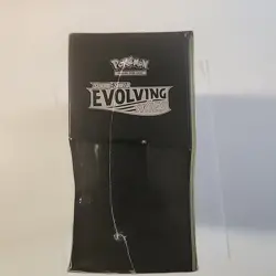 Pokemon Evolving Skies Elite Trainer Box ETB Brand New/Factory Sealed - Image 3