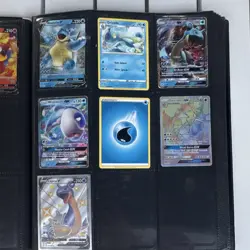 Ultra PRO Pokemon TCG 9-Pocket Binder Poke Ball Design With Elastic Strap - Image 5