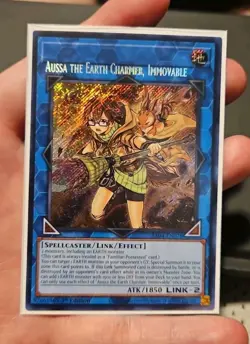 misprint name shift Aussa the Earth Charmer, Immovable Secret RA04-EN078 yugioh - Image 1