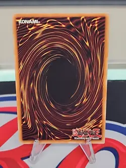 Yu-Gi-Oh! Blue-Eyes White Dragon LP CT13-EN008 Ultra Rare Limited Edition - Image 4