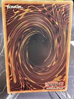 YuGiOh! Dark Magician Girl CT2-EN004 Secret Rare Limited Edition LP/MP - Image 2