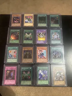 Yu-Gi-Oh! 1st Edition , Holo Common Lot (17 Cards) Vintage From 96. Two Foreign - Image 1