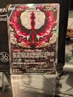 2021 Pokemon Galarian Moltres V Alt Full Art 177/198 Swsh06: Sword & Shield - Image 1