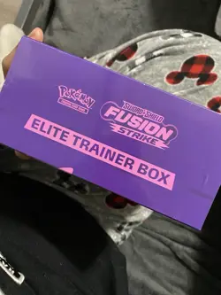 Pokemon Sword & Shield Fusion Strike Elite Trainer Box English - Image 3