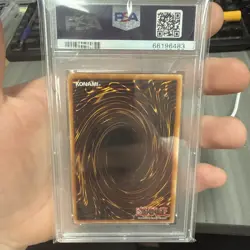 Yu-Gi-Oh Maximum Gold Blue Eyes White Dragon MGED-EN001 PSA 10 - Image 4