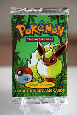 Pokemon 1999 Jungle 1st Edition Booster Pack Flareon Vintage WOTC Sealed - Image 1