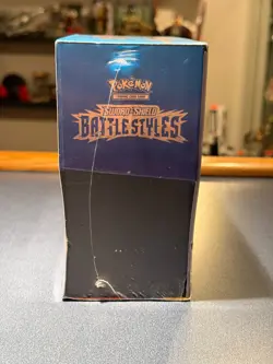 Pokemon Sword & Shield Battle Styles Elite Trainer Box Blue - Image 2