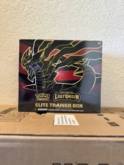 Pokemon TCG - SWSH11: Lost Origin - Elite Trainer Box - ETB - English - Image 1