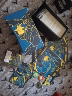 Team Up ETB Empty see Pictures Plus Code Card And Energy Bulk Lot - Image 1