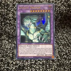 Yu-Gi-Oh! Amulet Dragon Ultra Rare DLCS-EN005 - Image 1