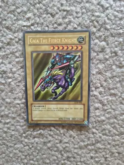 Yugioh Gaia The Fierce Knight Ultra Rare Lob-006 NM - Image 1