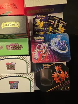Pokemon Accessory Lot (Empty ETBs, Sleeves, Dice, Dividers, Player's Guides) - Image 3