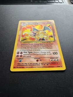 Pokemon TCG Charizard Base Set 4/102 Holo Unlimited Holo Rare - Image 2