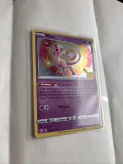 Pokemon TCG Celebrations Mew 011/025 Holo Rare - Image 2