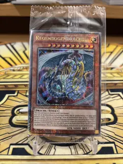 Yugioh Regenbogendrache TN23-DE004 Quarter Century Secret Rare OVP - Image 1