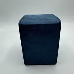 Ultra Pro MTG Alcove Flip Top Deck Box Blue Suede - Image 3