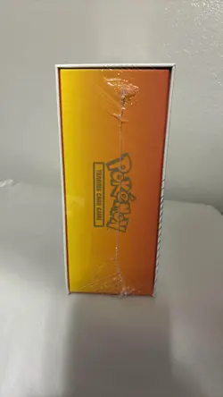 Pokemon TCG Sword and Shield Ultra Premium Collection Charizard Box 820650871115 - Image 2
