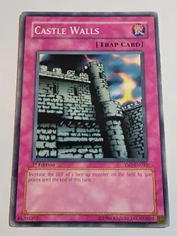 Yugioh Castle Walls YSD-EN033 Common 1st Edition - Image 1