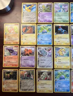 Pokemon Delta Species Common Lot 23 Cards NM/LP/MP - Image 2