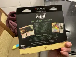 Scrappy Survivors | Universes Beyond: Fallout Commander Deck - Image 3