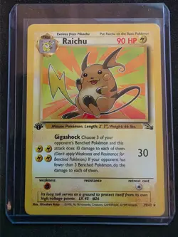 1999 Pokemon WOTC Raichu 29/62 Fossil 1st Edition - Image 1