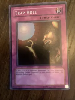 Yu-Gi-Oh TCG Legend of Blue-Eyes Trap Hole LOB-058 Super Rare HOLO - Image 1