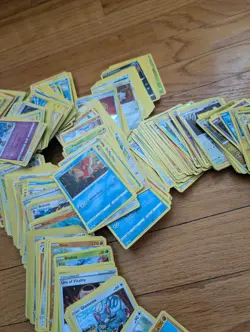 Pokemon 600+ Card Bulk Lot Common Uncommon trainer Cards Lot Bundle Nm-lp - Image 4