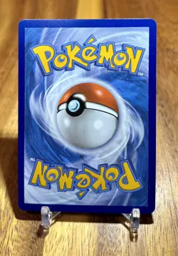 Gloom 002/196 Non Holo Lost Origin Pokemon Card NM - Image 2