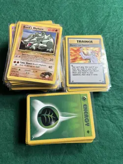 Pokemon Gym Hero’s Bundle Set x203 Vintage Pokemon Cards - mixed condition - Image 2