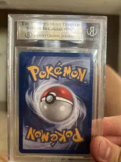Pokemon TCG Neo Genesis Lugia Unlimited Holo Rare Card 9/111 2000 BECKET 9.5 - Image 2