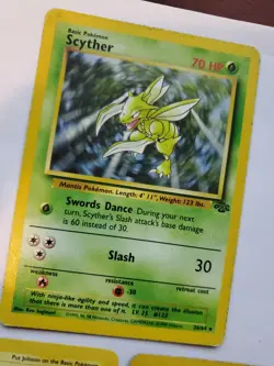 Scyther Jolteon Flareon Jungle Base Set Pokemon Card Base Fossil WOTC - Image 4