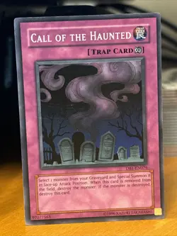 Call Of The Haunted DB1-EN076 SUPER HOLO Mint Dark Beginning 1 YuGiOh - Image 1