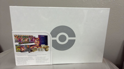Pokemon TCG Sword and Shield Ultra Premium Collection Charizard Box TORN PLASTIC - Image 2