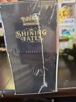 Pokemon TCG Shining Fates Elite Trainer Box 820650808173 - Image 2
