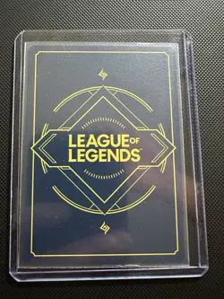 League of Legends Aphelios Champion Foil Signature Card SFD 224/221 Masaki Hsu - Image 3