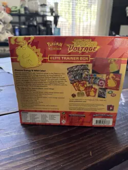 Pokemon TCG: Sword & Shield Vivid Voltage Elite Trainer Box [New][Sealed] - Image 2