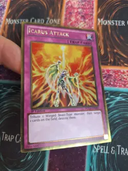 Yugioh Icarus Attack PGLD-EN080 Gold Rare 1st Edition Near Mint - Image 2