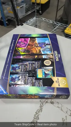 U21682 Factory Sealed COSTCO Disney Lorcana Collector Set Bundle G2U - Image 3