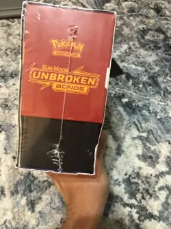 Pokemon TCG Unbroken Bonds Elite Trainer Box - Image 3